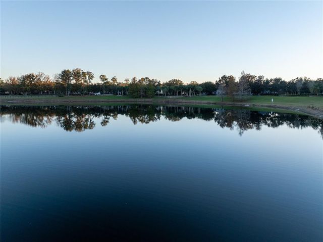 312 W LAKE VICTORIA CIRCLE, Deland, FL 32724