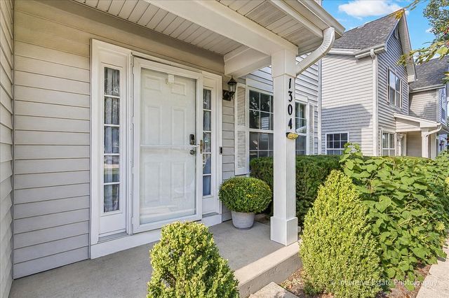 1304 Orleans Drive 1304, Mundelein, IL 60060