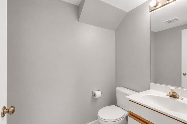 1304 Orleans Drive 1304, Mundelein, IL 60060