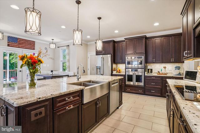 9431 YAWKEY PL, La Plata, MD 20646