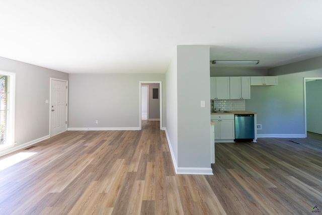132 Evergreen Street, Warner Robins, GA 31093