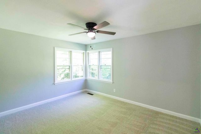 132 Evergreen Street, Warner Robins, GA 31093