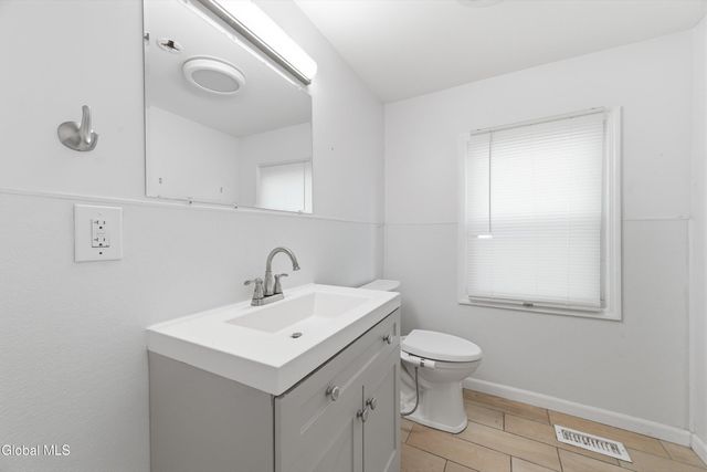 86 14th Street, Troy, NY 12180