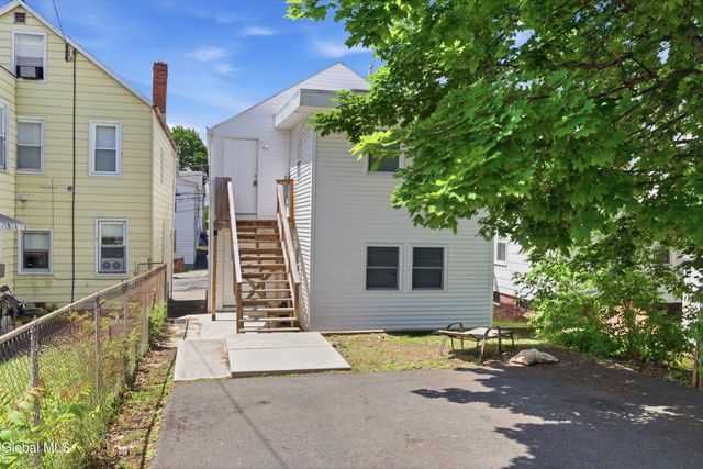 86 14th Street, Troy, NY 12180