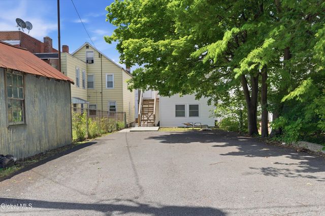 86 14th Street, Troy, NY 12180