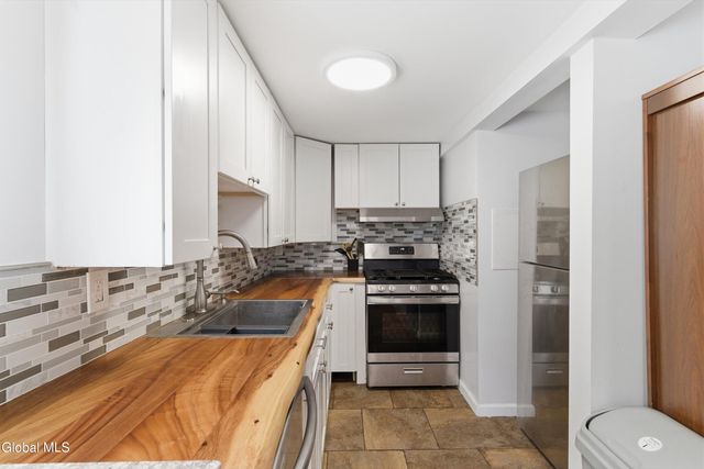 86 14th Street, Troy, NY 12180