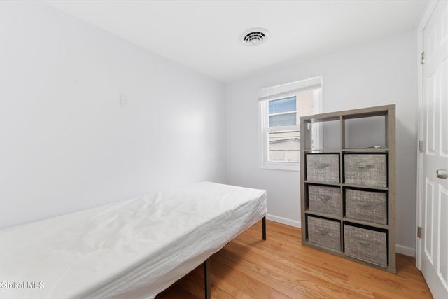 86 14th Street, Troy, NY 12180
