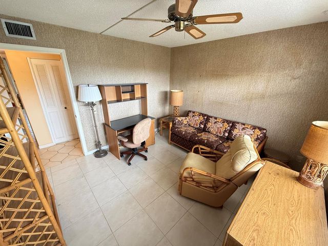14701 Cumberland Drive Ph 4060, Delray Beach, FL 33446