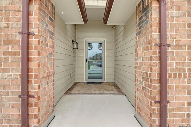10311 ROSALINA LOOP, Converse, TX 78109