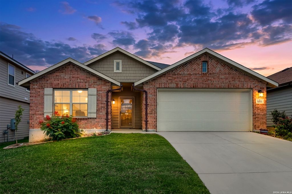 10311 ROSALINA LOOP, Converse, TX 78109