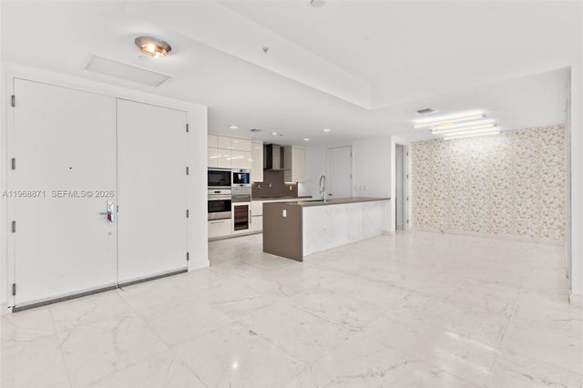 17475 Collins Ave 703, Sunny Isles Beach, FL 33160