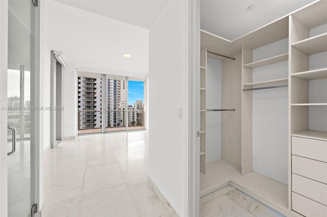 17475 Collins Ave 703, Sunny Isles Beach, FL 33160