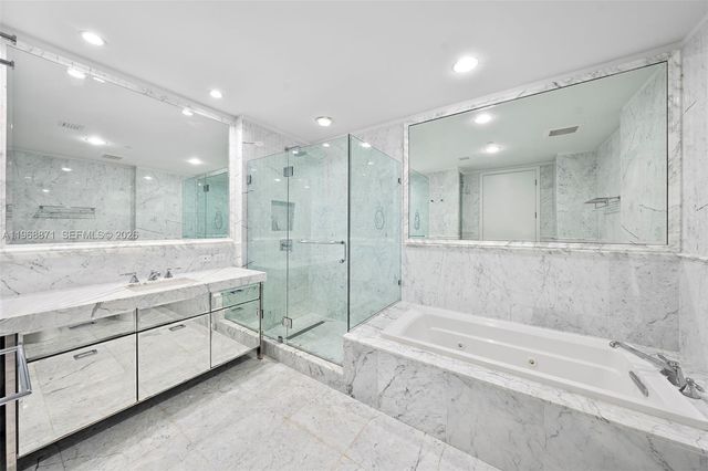 17475 Collins Ave 703, Sunny Isles Beach, FL 33160