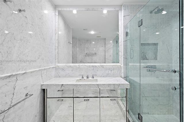 17475 Collins Ave 703, Sunny Isles Beach, FL 33160