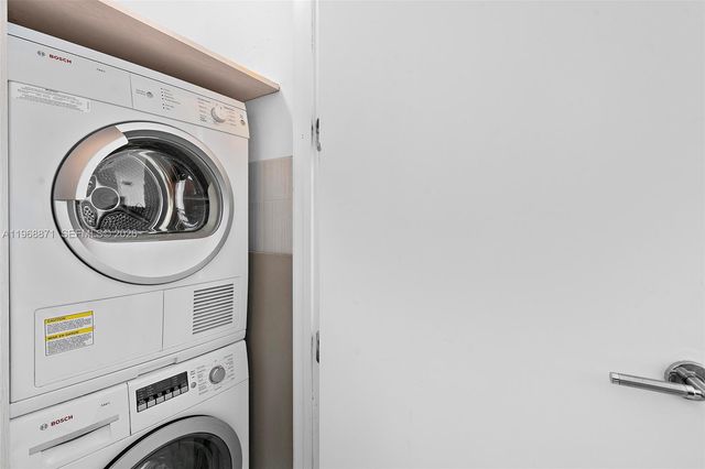 17475 Collins Ave 703, Sunny Isles Beach, FL 33160