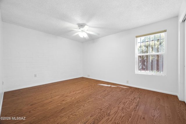 1018 Calle De La Temporada, Green Valley, AZ 85614