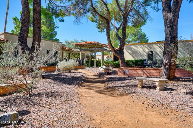 1018 Calle De La Temporada, Green Valley, AZ 85614