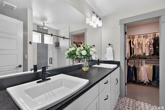 192 E BRUSHY CANYON ST, Saratoga Springs, UT 84045
