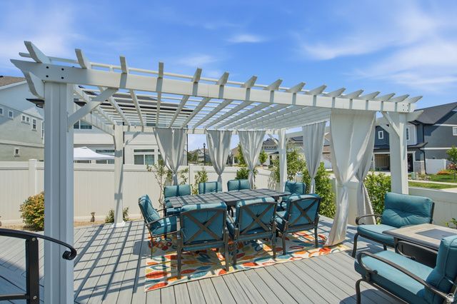192 E BRUSHY CANYON ST, Saratoga Springs, UT 84045