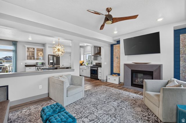 192 E BRUSHY CANYON ST, Saratoga Springs, UT 84045