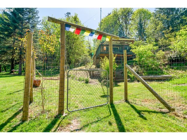 42720 Hidden Springs Dr, Seaside, OR 97138