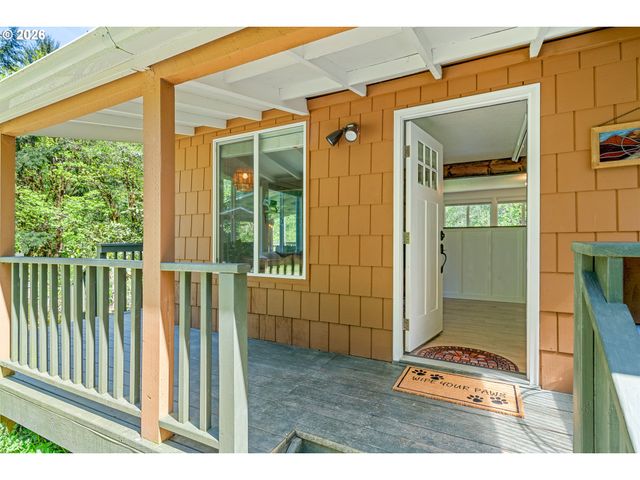 42720 Hidden Springs Dr, Seaside, OR 97138