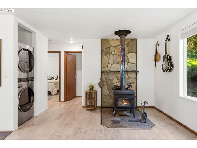 42720 Hidden Springs Dr, Seaside, OR 97138