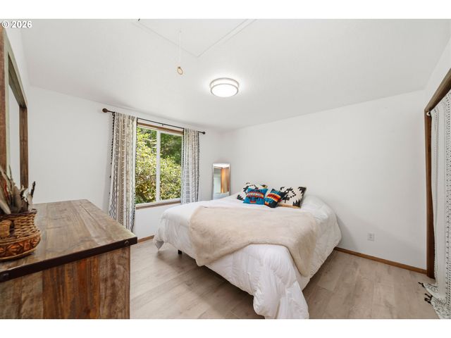 42720 Hidden Springs Dr, Seaside, OR 97138