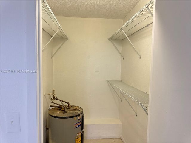 8205 Lake Dr 401, Doral, FL 33166