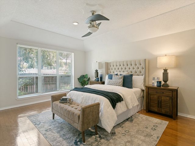 2201 Cambridge Drive, Hurst, TX 76054