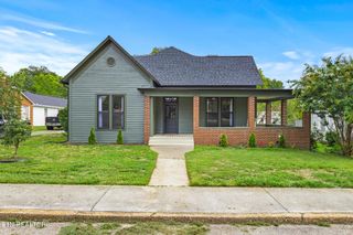 304 Broad St, Sweetwater, TN 37874