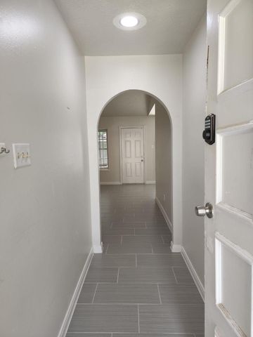 4865 Beechaven Street, Houston, TX 77053