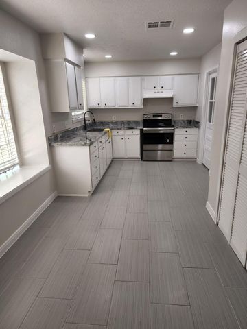 4865 Beechaven Street, Houston, TX 77053