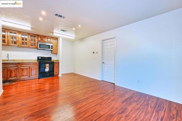 222 Piedmont Lane, Pittsburg, CA 94565