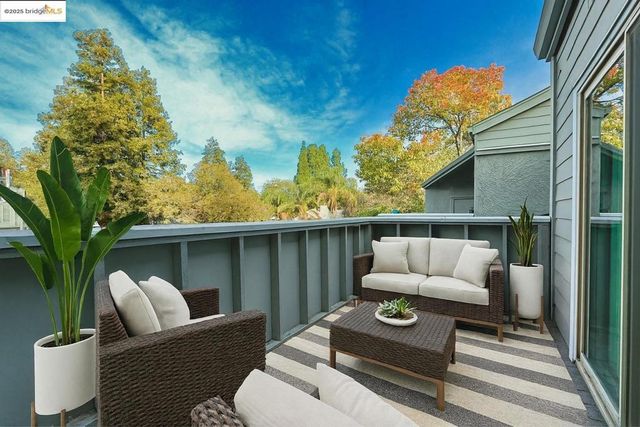 222 Piedmont Lane, Pittsburg, CA 94565