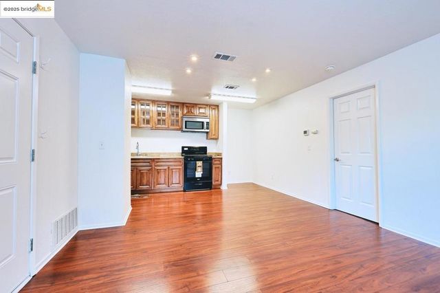 222 Piedmont Lane, Pittsburg, CA 94565