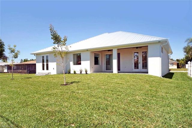 1426 SE 43rd TER, Cape Coral, FL 33904