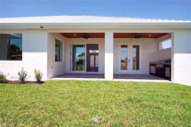 1426 SE 43rd TER, Cape Coral, FL 33904