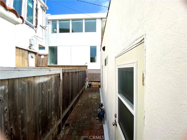 1506 Bayview Drive, Hermosa Beach, CA 90254