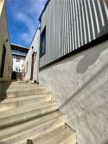 1506 Bayview Drive, Hermosa Beach, CA 90254