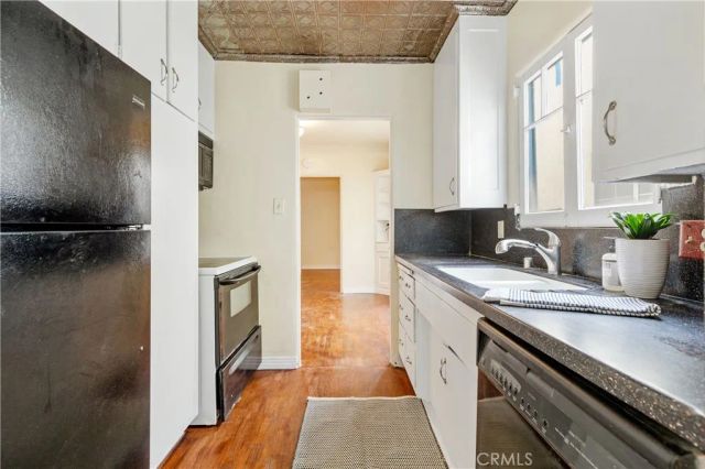 1506 Bayview Drive, Hermosa Beach, CA 90254