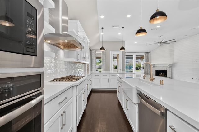 30414 Garden Ridge Court, Fulshear, TX 77441