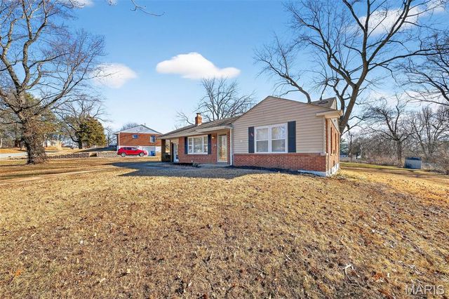 1102 Thatcher Avenue, Dellwood, MO 63135