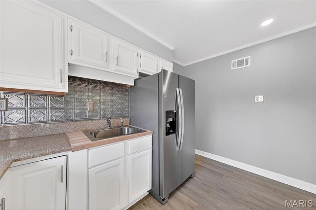 1102 Thatcher Avenue, Dellwood, MO 63135