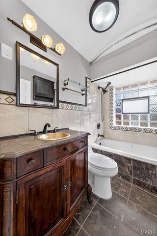 1102 Thatcher Avenue, Dellwood, MO 63135