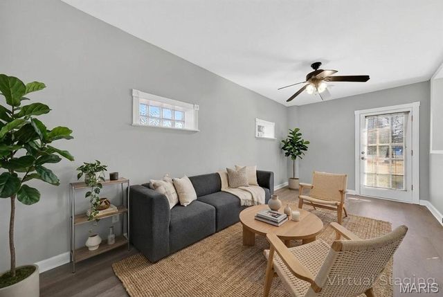 1102 Thatcher Avenue, Dellwood, MO 63135