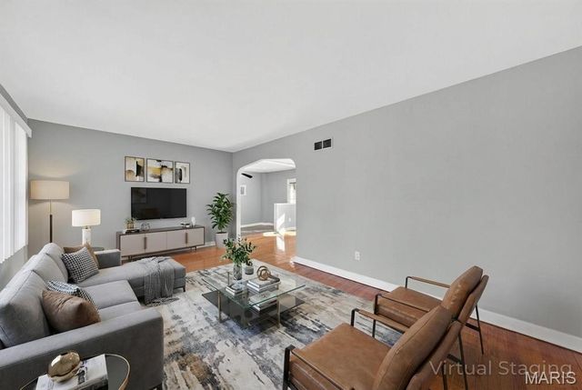 1102 Thatcher Avenue, Dellwood, MO 63135