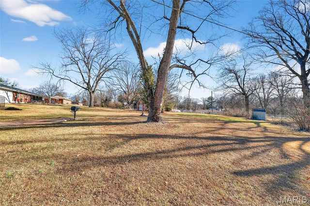 1102 Thatcher Avenue, Dellwood, MO 63135