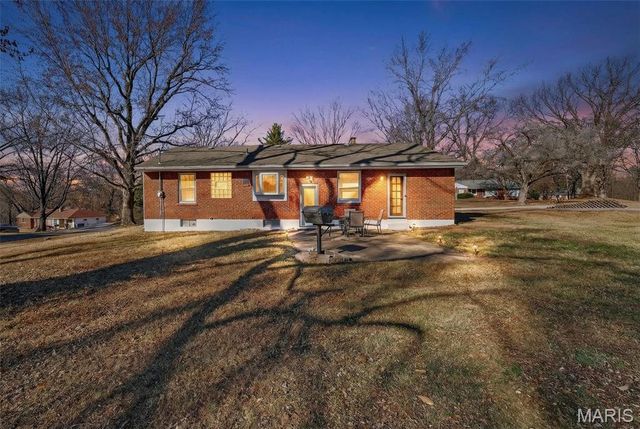 1102 Thatcher Avenue, Dellwood, MO 63135