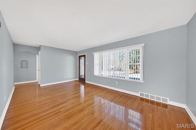 1102 Thatcher Avenue, Dellwood, MO 63135